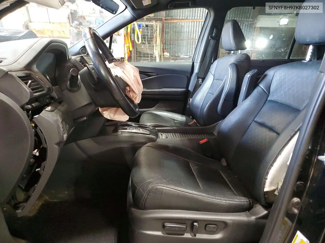 2019 Honda Passport Touring VIN: 5FNYF8H97KB027302 Lot: 56538036