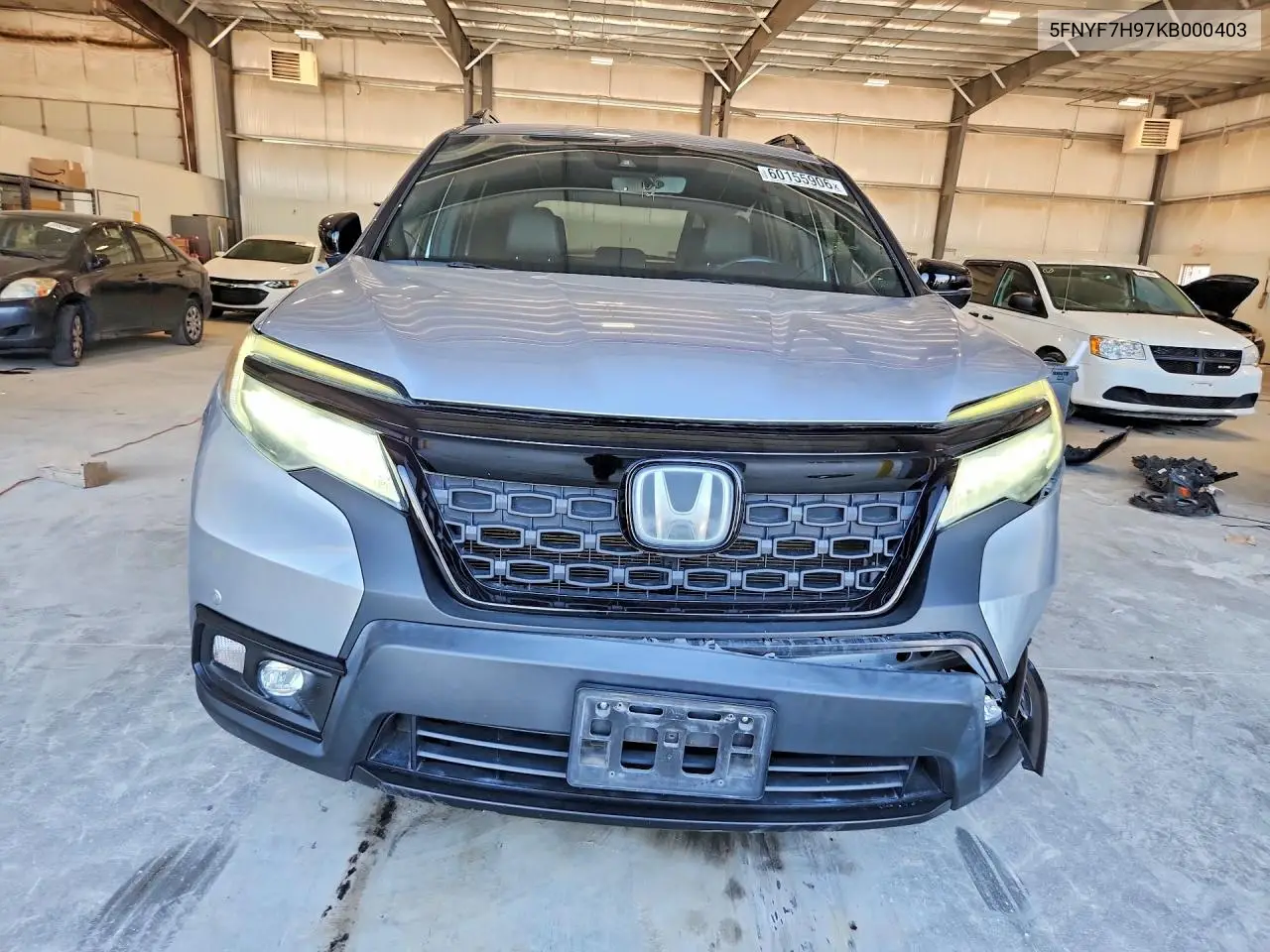 2019 Honda Passport Touring VIN: 5FNYF7H97KB000403 Lot: 60155906