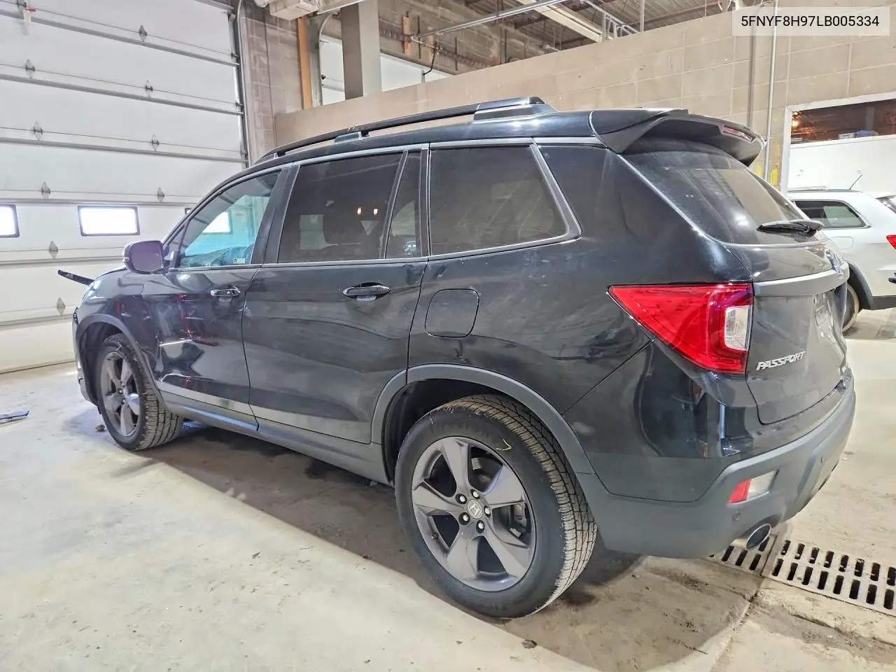 2020 Honda Passport Touring VIN: 5FNYF8H97LB005334 Lot: 60165966