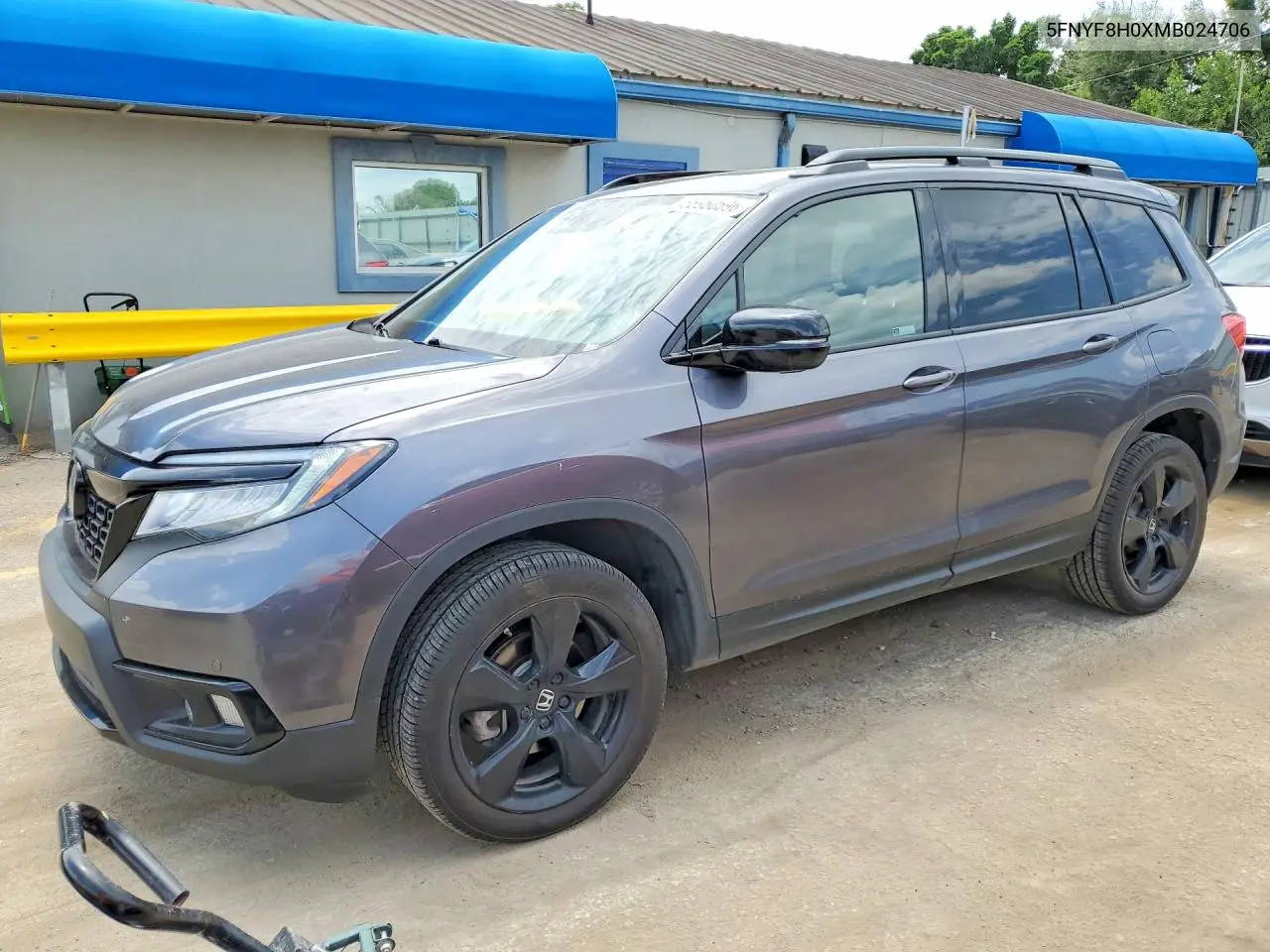 2021 Honda Passport Elite VIN: 5FNYF8H0XMB024706 Lot: 55950596