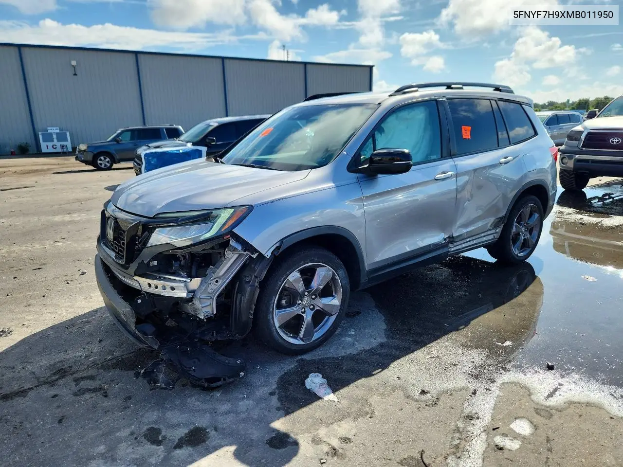 2021 Honda Passport Touring VIN: 5FNYF7H9XMB011950 Lot: 59590416