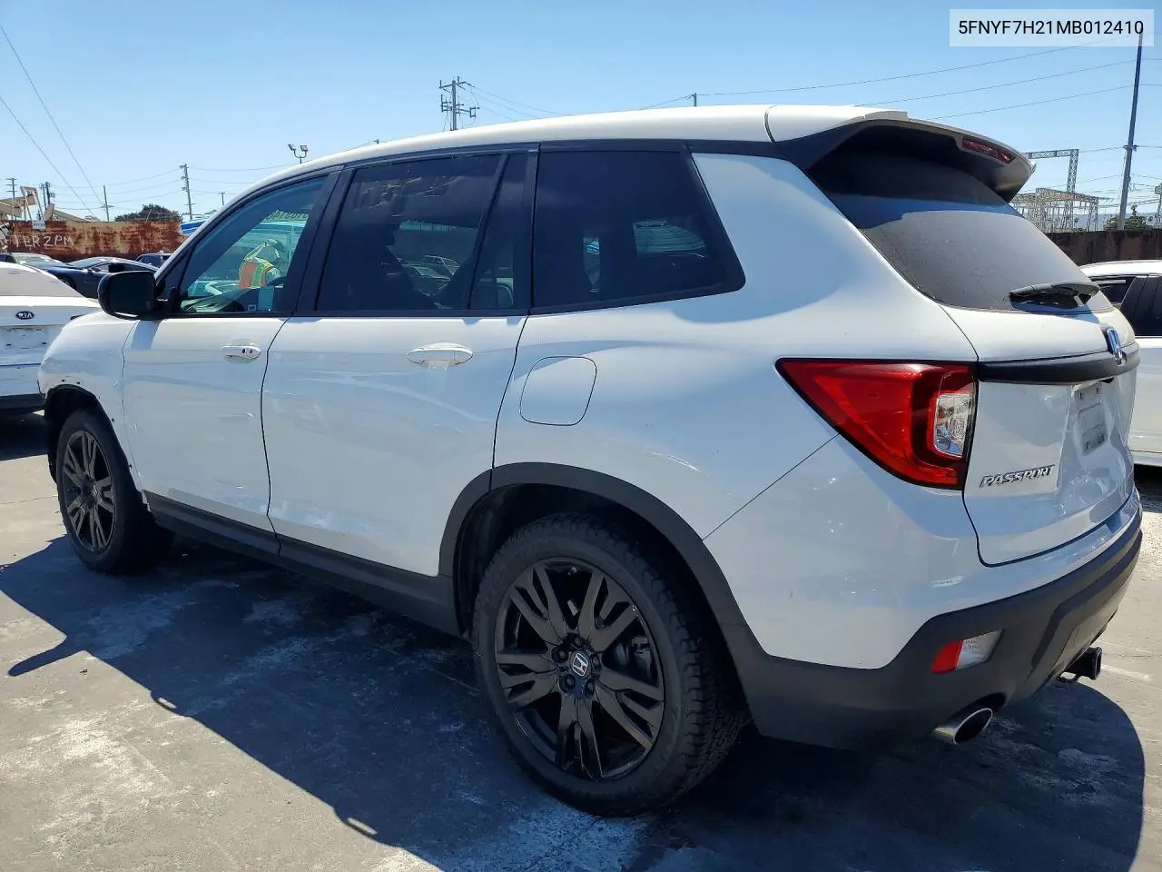 2021 Honda Passport Sport VIN: 5FNYF7H21MB012410 Lot: 61891486