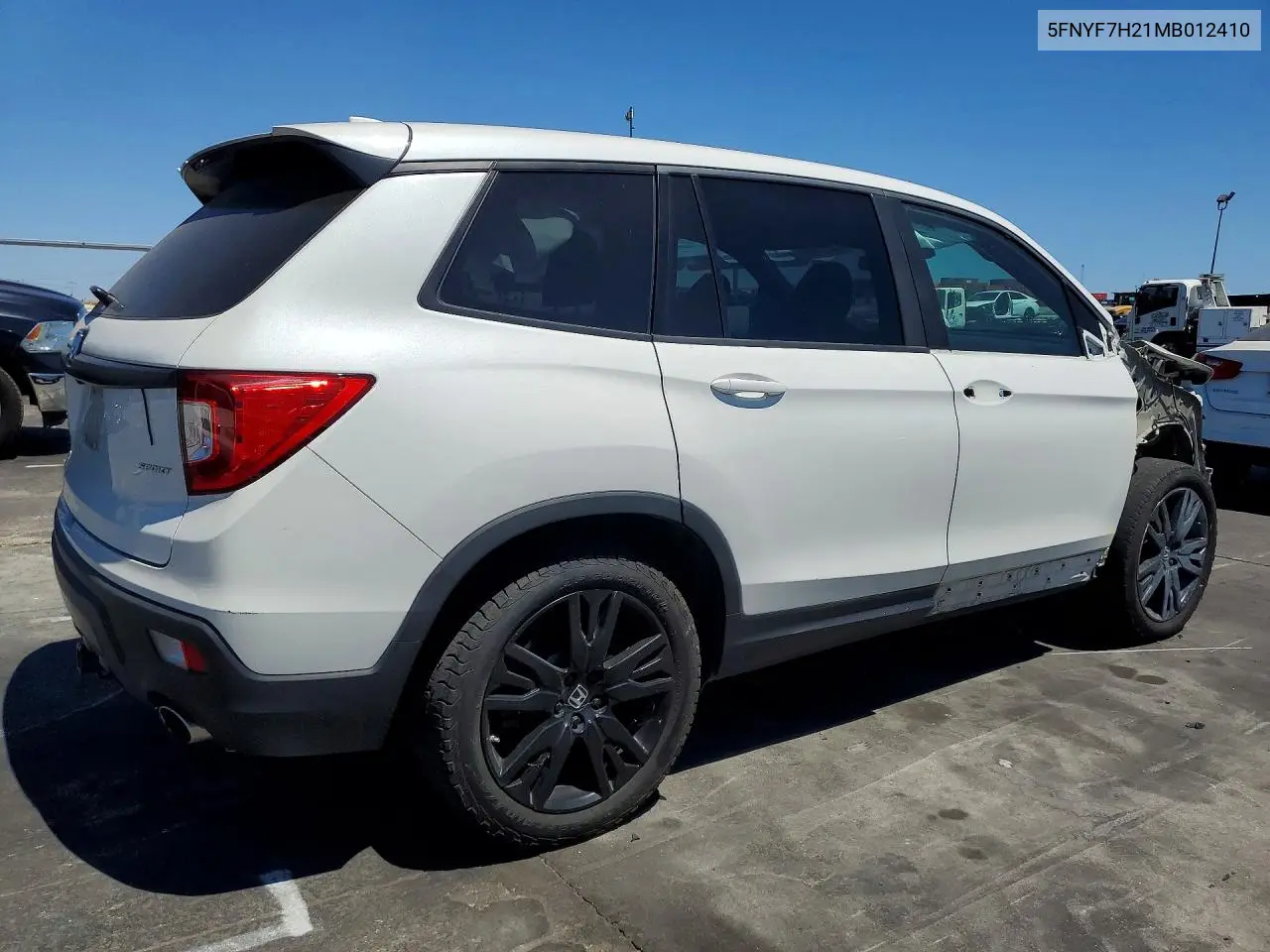 2021 Honda Passport Sport VIN: 5FNYF7H21MB012410 Lot: 61891486