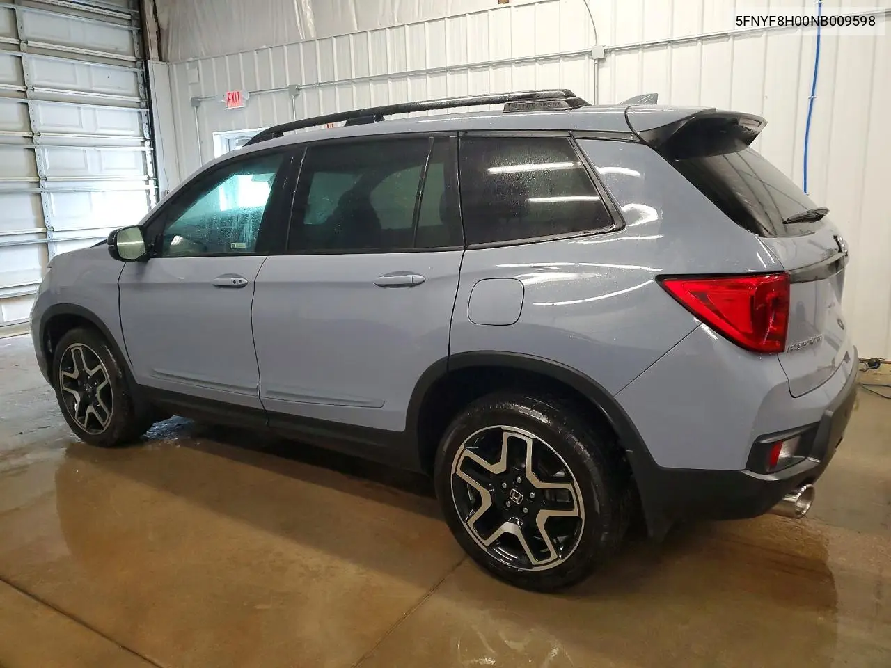 2022 Honda Passport Elite VIN: 5FNYF8H00NB009598 Lot: 53821886