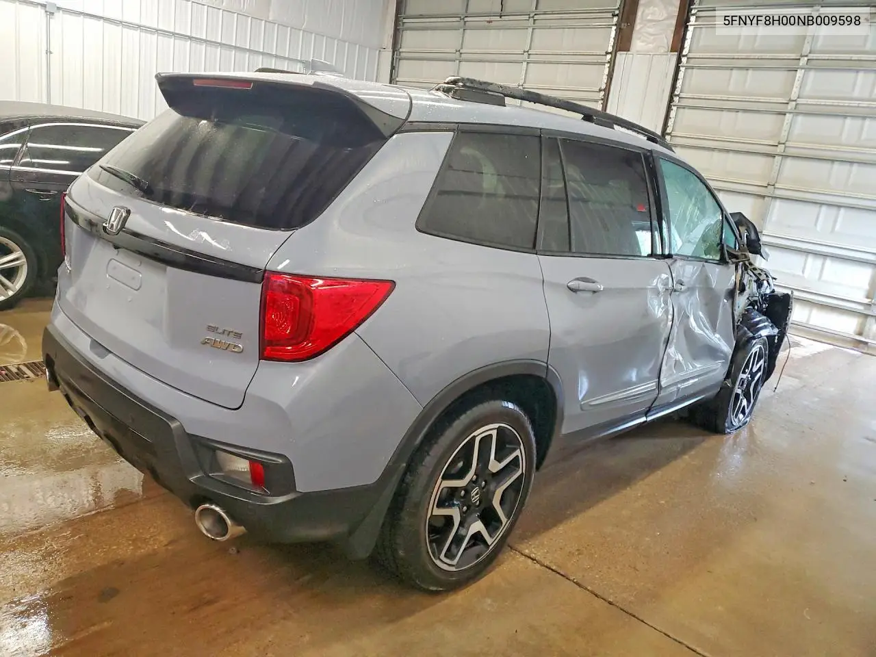 2022 Honda Passport Elite VIN: 5FNYF8H00NB009598 Lot: 53821886