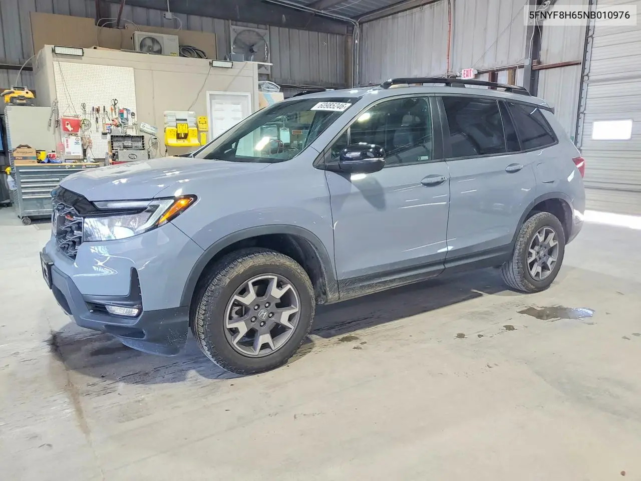 2022 Honda Passport Trail Sport VIN: 5FNYF8H65NB010976 Lot: 60985246