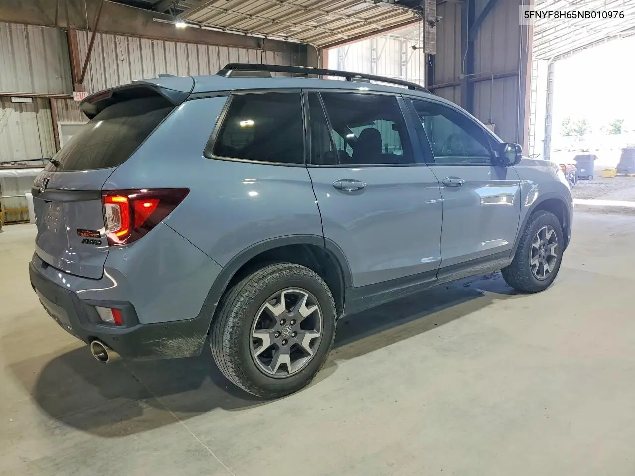 2022 Honda Passport Trail Sport VIN: 5FNYF8H65NB010976 Lot: 60985246