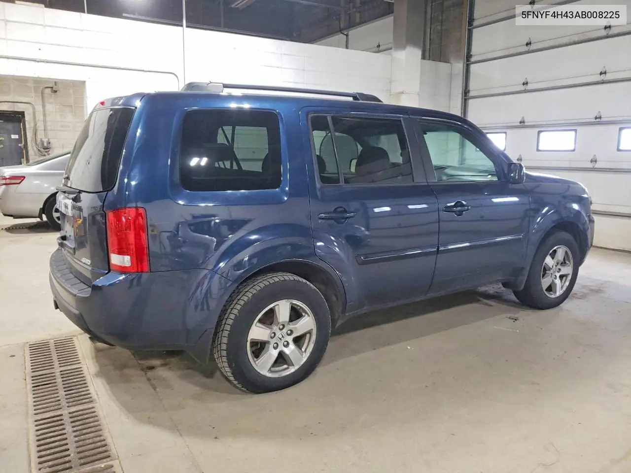 2010 Honda Pilot Ex VIN: 5FNYF4H43AB008225 Lot: 61240386
