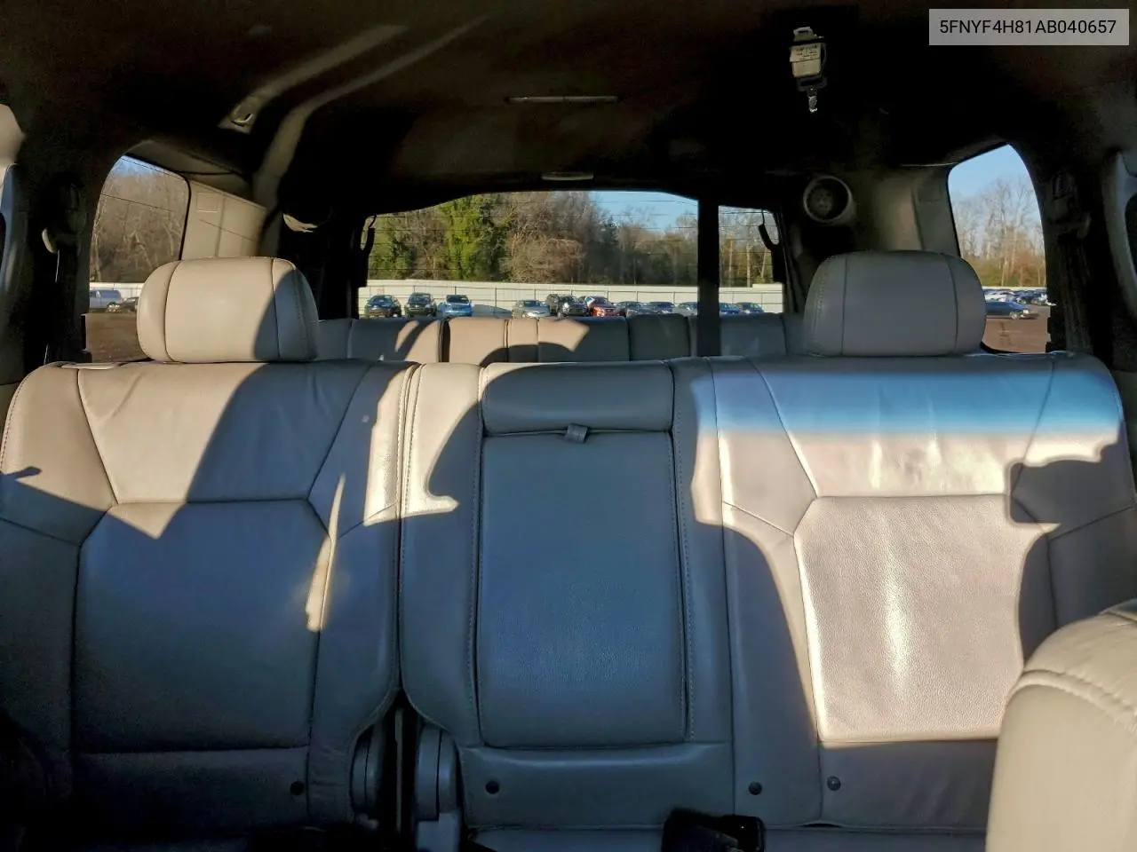 5FNYF4H81AB040657 2010 Honda Pilot Touring