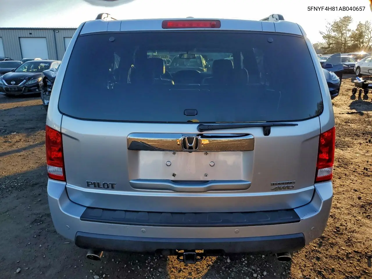 5FNYF4H81AB040657 2010 Honda Pilot Touring