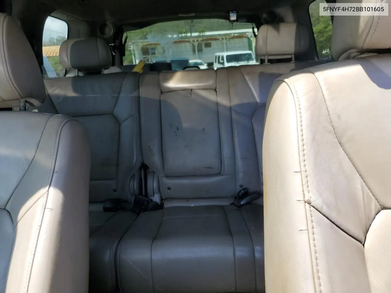 5FNYF4H72BB101605 2011 Honda Pilot Exln