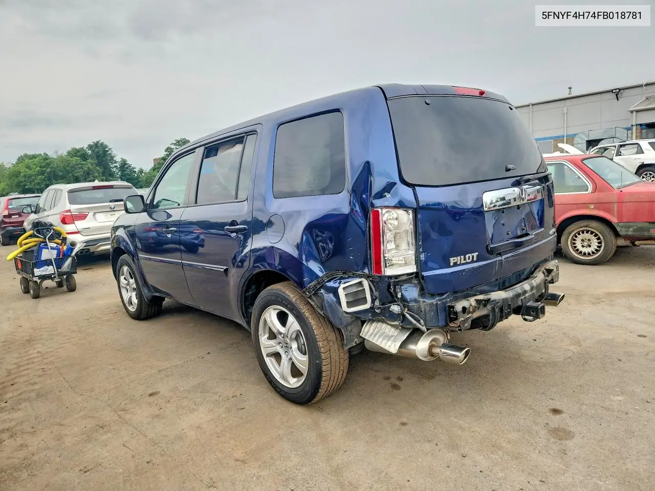2015 Honda Pilot Exln VIN: 5FNYF4H74FB018781 Lot: 61370666
