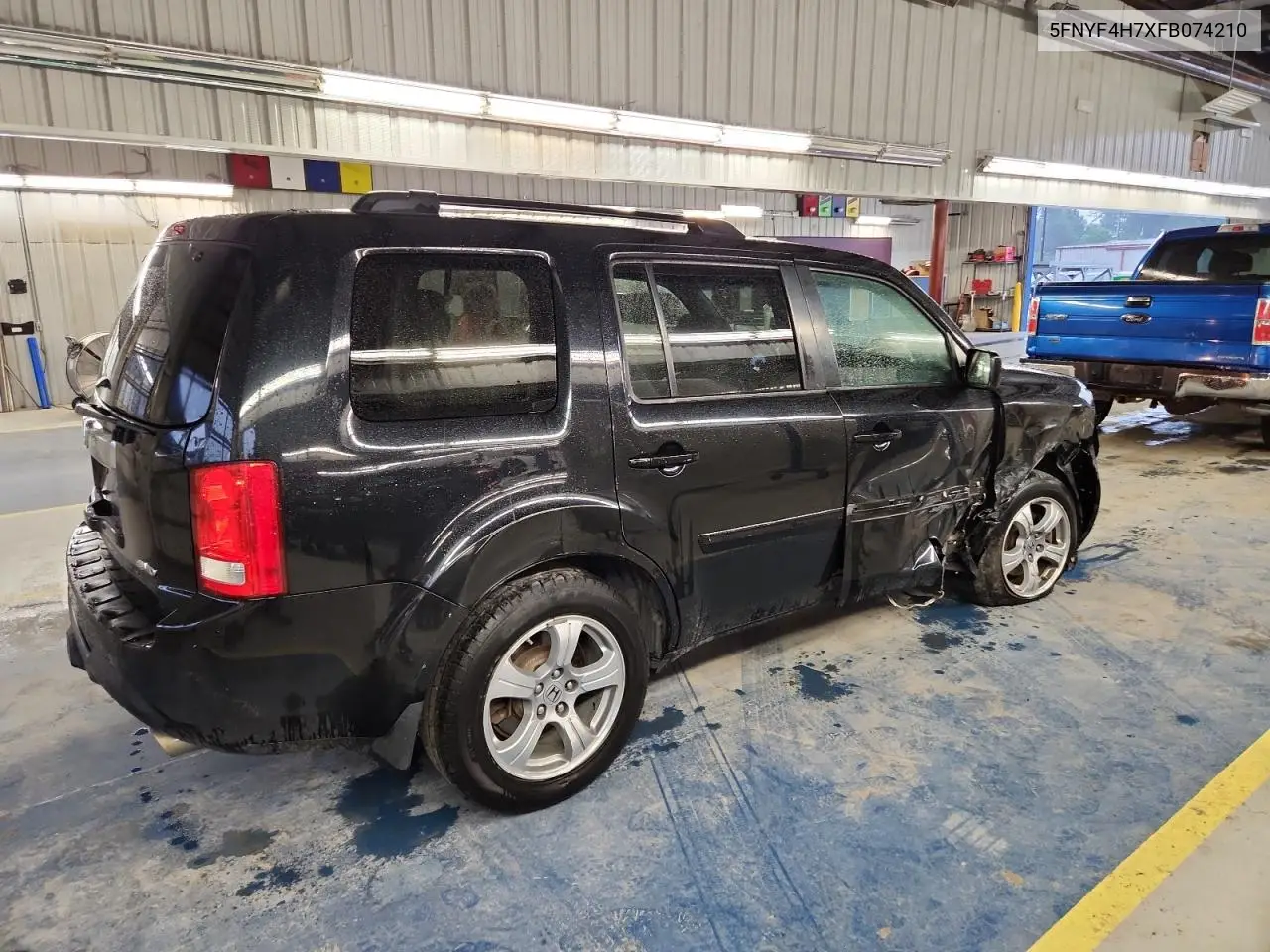 5FNYF4H7XFB074210 2015 Honda Pilot Exln
