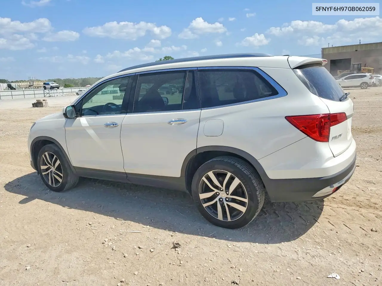2016 Honda Pilot Touring VIN: 5FNYF6H97GB062059 Lot: 61394736