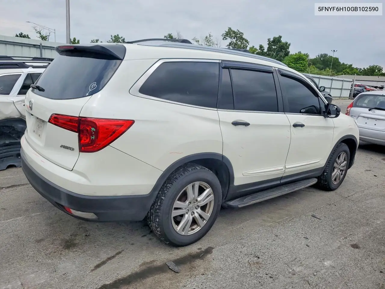 2016 Honda Pilot Lx VIN: 5FNYF6H10GB102590 Lot: 61859276