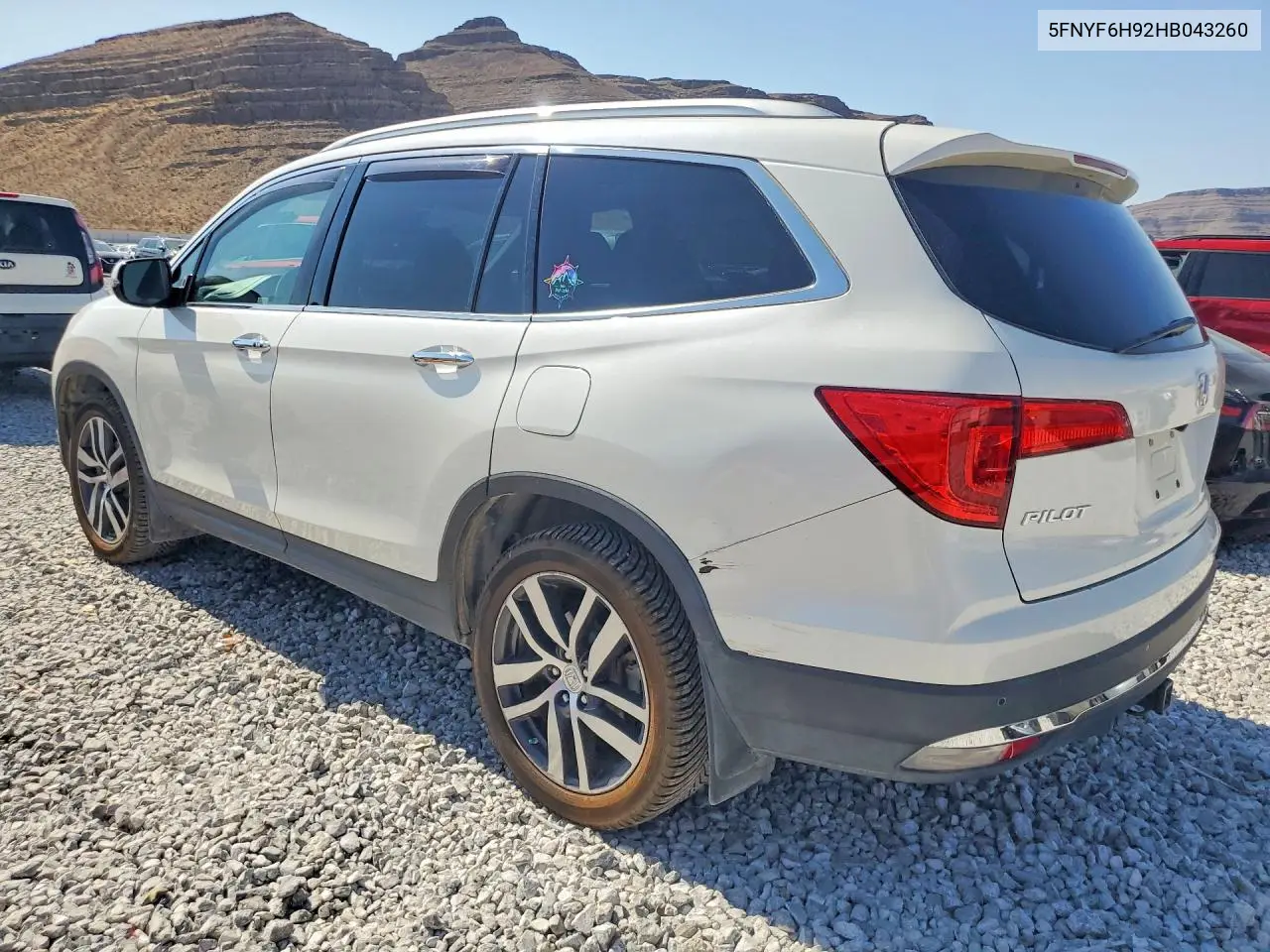 5FNYF6H92HB043260 2017 Honda Pilot Touring