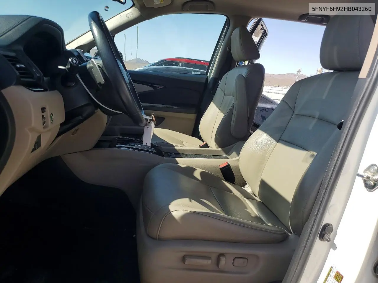 5FNYF6H92HB043260 2017 Honda Pilot Touring