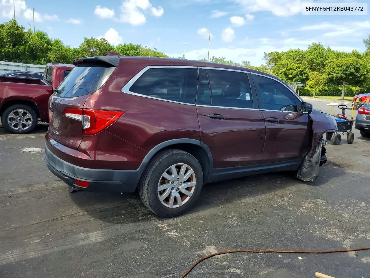 2019 Honda Pilot Lx VIN: 5FNYF5H12KB043772 Lot: 62166366