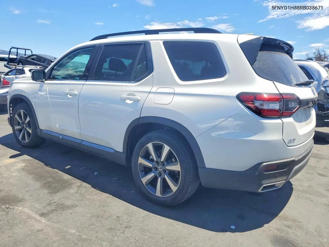 5FNYG1H88RB038671 2024 Honda Pilot Elite