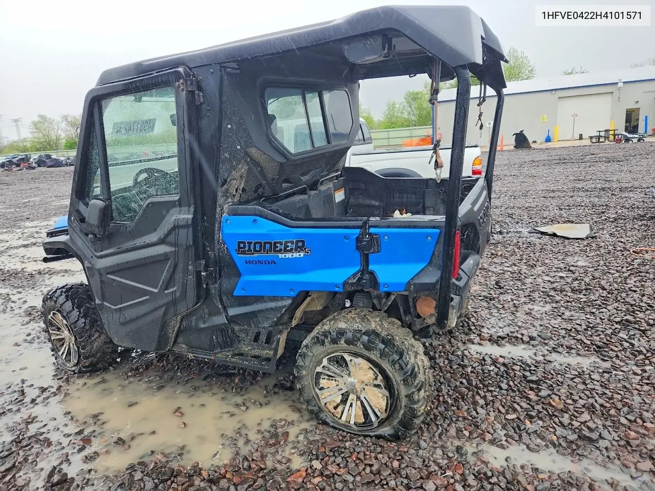 2017 Honda Pioneer 1000 Utility Vehicle VIN: 1HFVE0422H4101571 Lot: 49817426