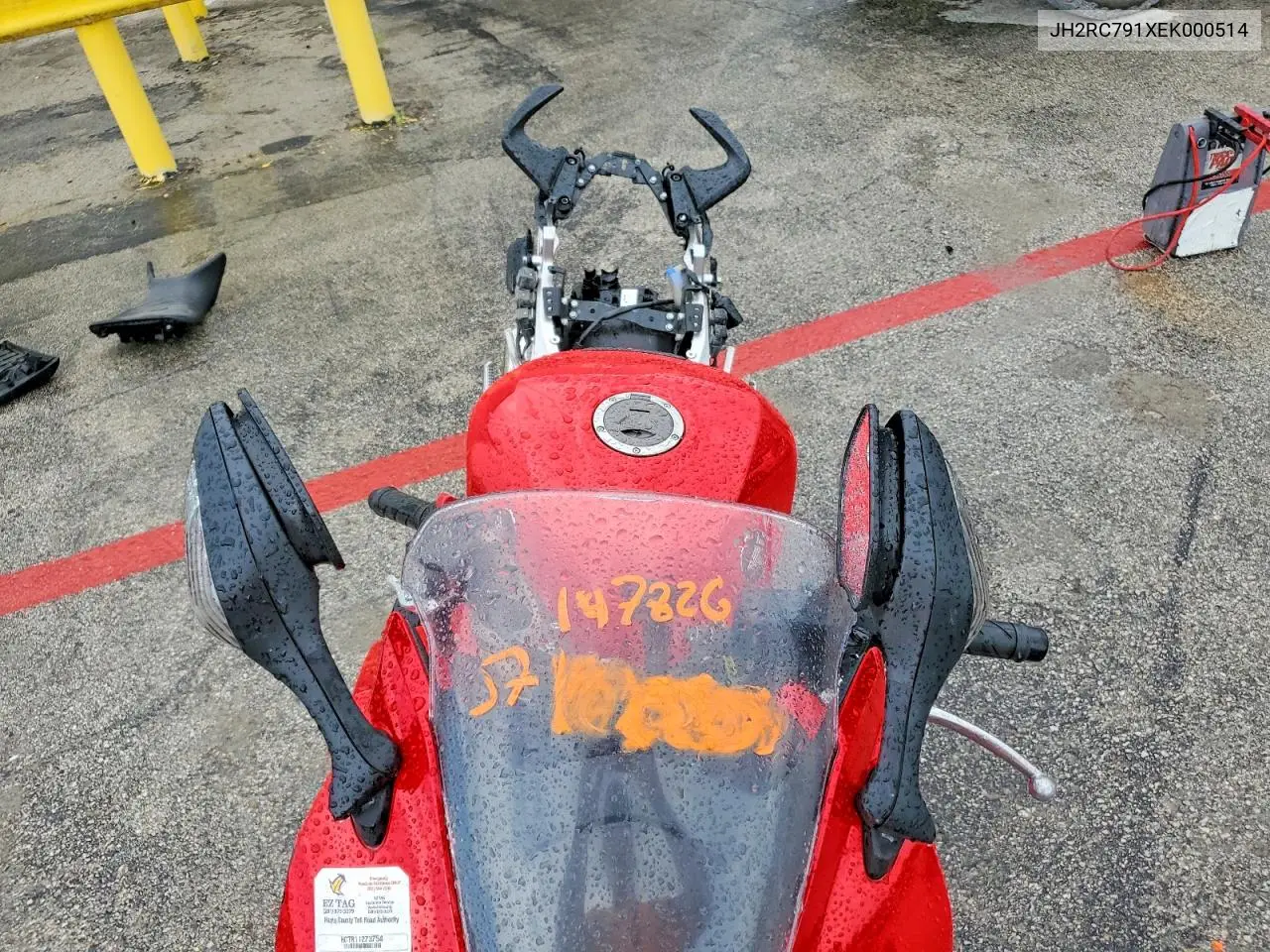 2014 Honda Vfr800 F VIN: JH2RC791XEK000514 Lot: 57147826