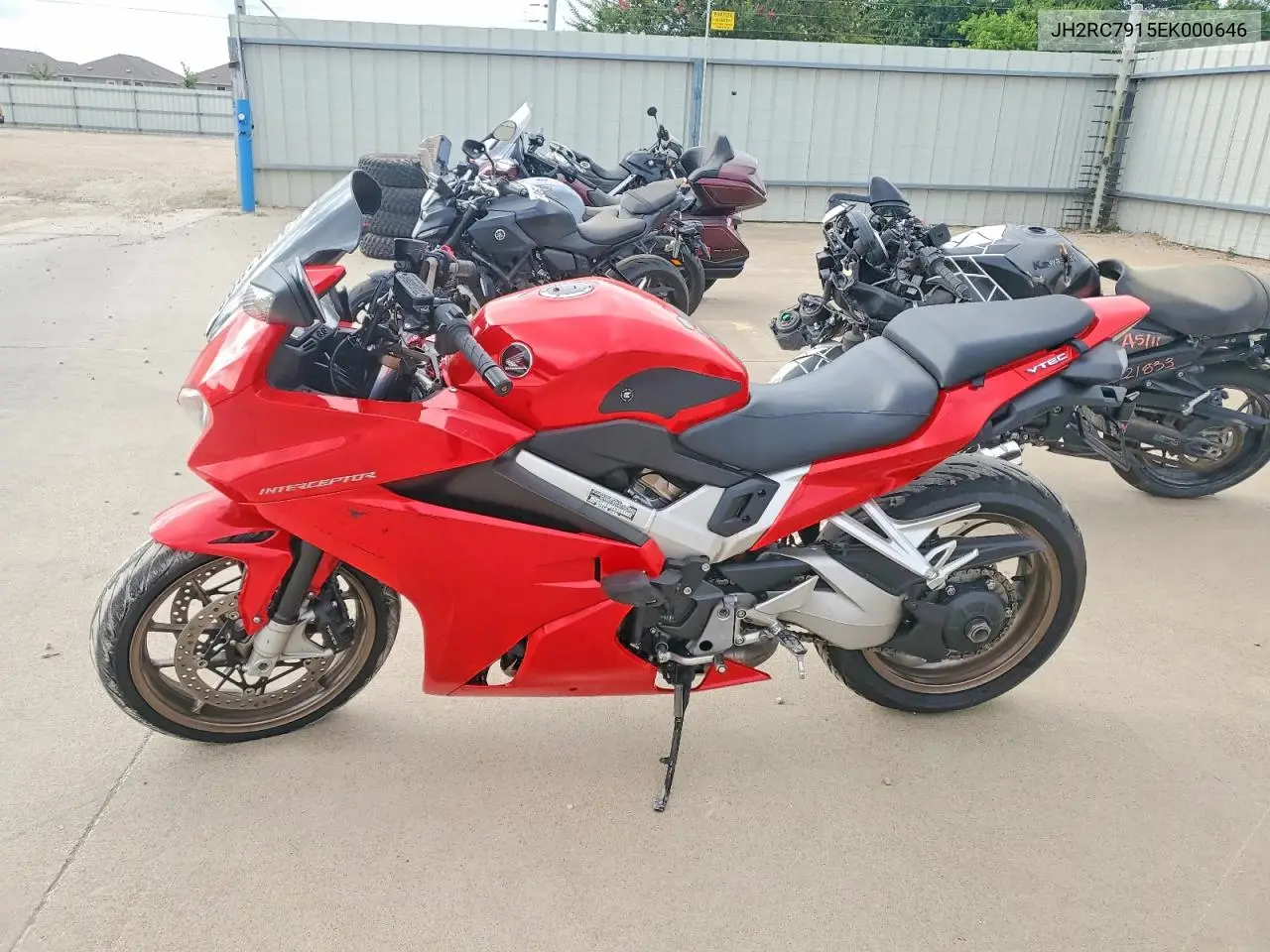 2014 Honda Vfr800 F VIN: JH2RC7915EK000646 Lot: 59604806