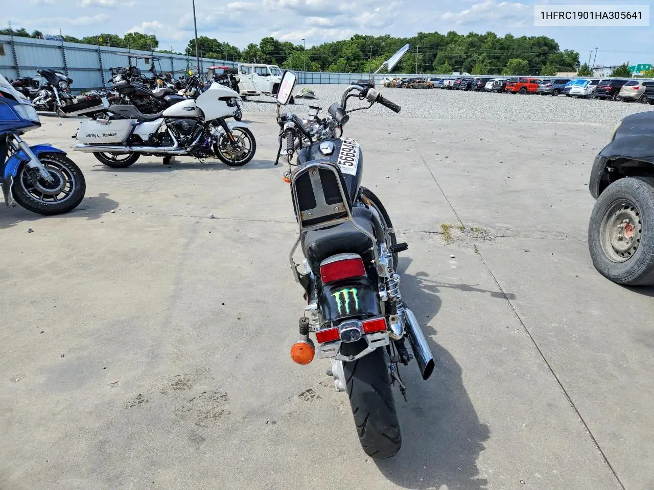 1987 Honda Vt700 C VIN: 1HFRC1901HA305641 Lot: 56694606