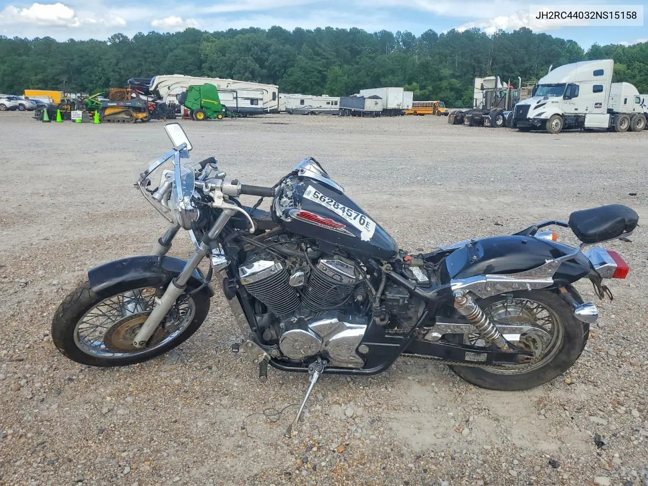2002 Honda Vt750 (Shadow Spirit 750) Dc VIN: JH2RC44032NS15158 Lot: 56284576