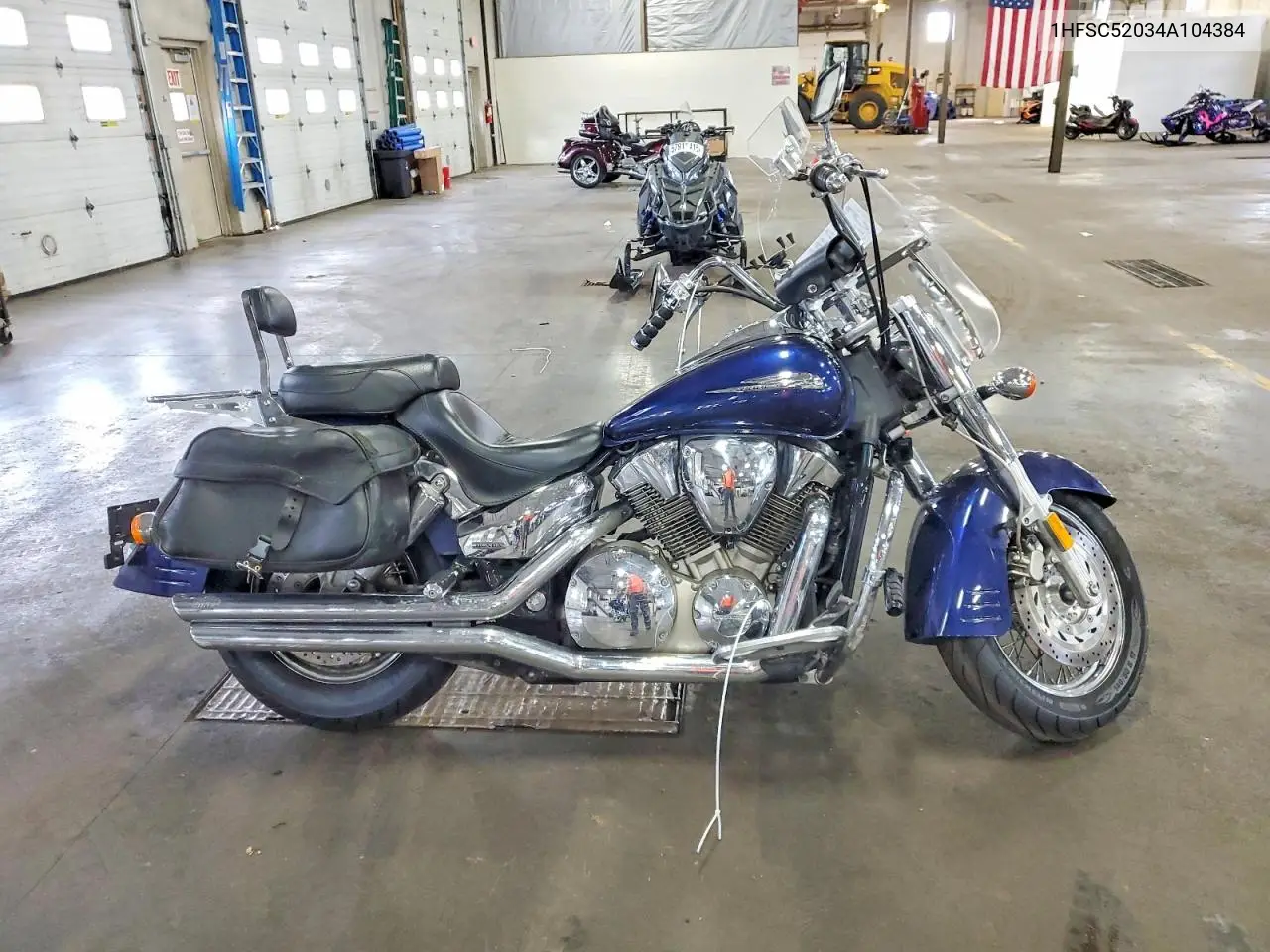 2004 Honda Vt1300 S VIN: 1HFSC52034A104384 Lot: 57913436