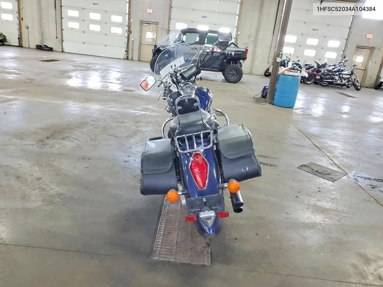 2004 Honda Vt1300 S VIN: 1HFSC52034A104384 Lot: 57913436