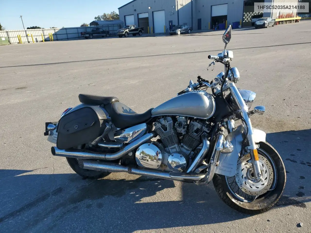 2005 Honda Vt1300 S VIN: 1HFSC52035A214188 Lot: 90900805