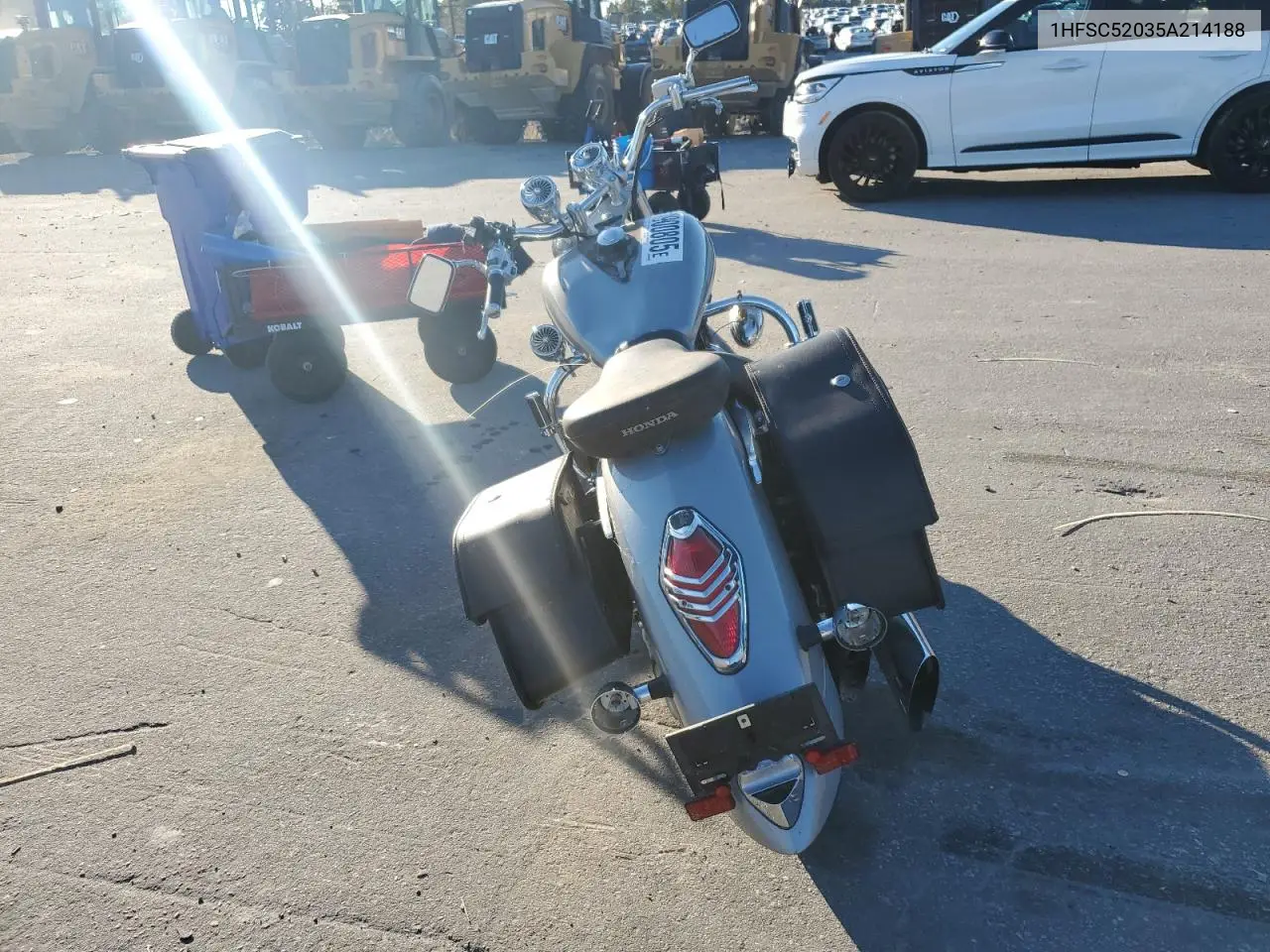 2005 Honda Vt1300 S VIN: 1HFSC52035A214188 Lot: 90900805