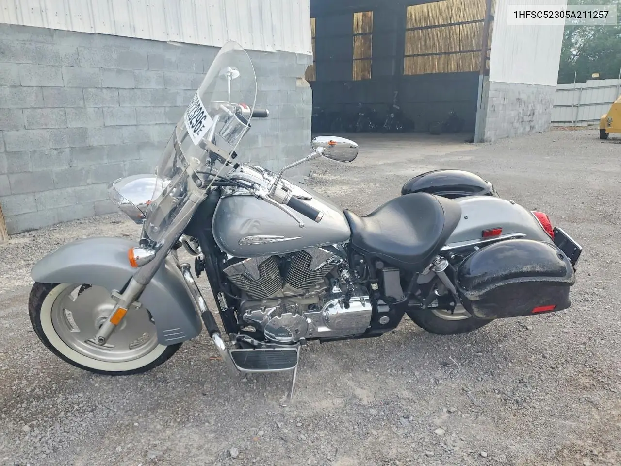 2005 Honda Vtx1300 R VIN: 1HFSC52305A211257 Lot: 55223296