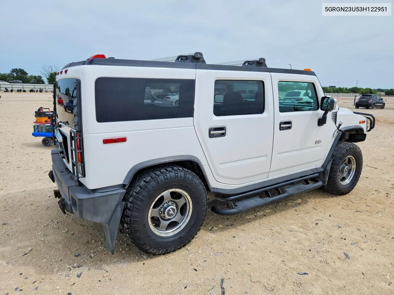 2003 Hummer H2 VIN: 5GRGN23U53H122951 Lot: 55332806