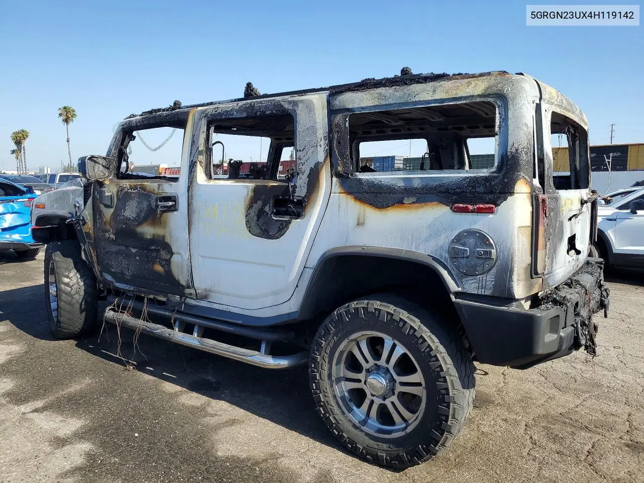 2004 Hummer H2 VIN: 5GRGN23UX4H119142 Lot: 54302566