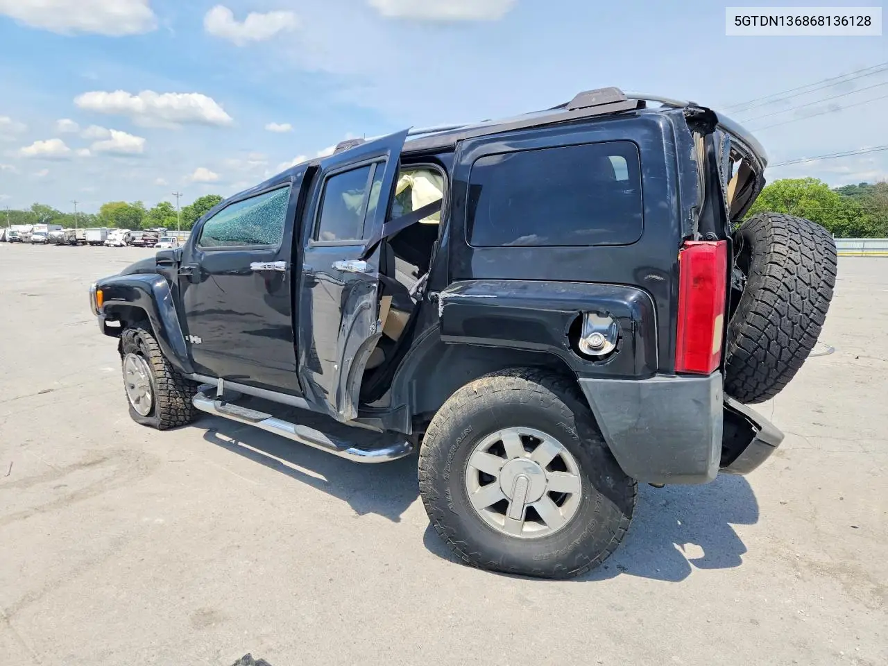 2006 Hummer H3 VIN: 5GTDN136868136128 Lot: 58878356