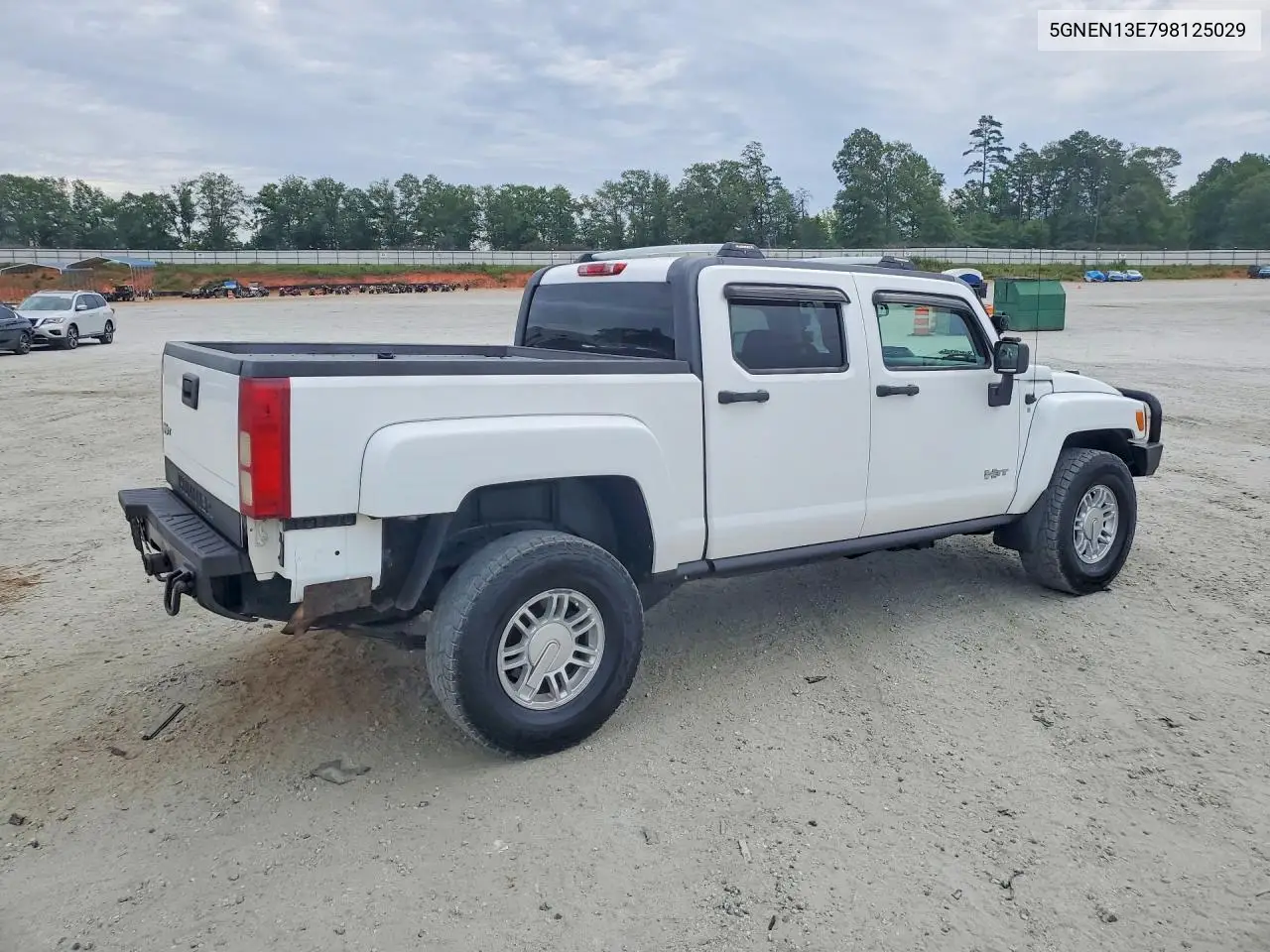 2009 Hummer H3T VIN: 5GNEN13E798125029 Lot: 57672786