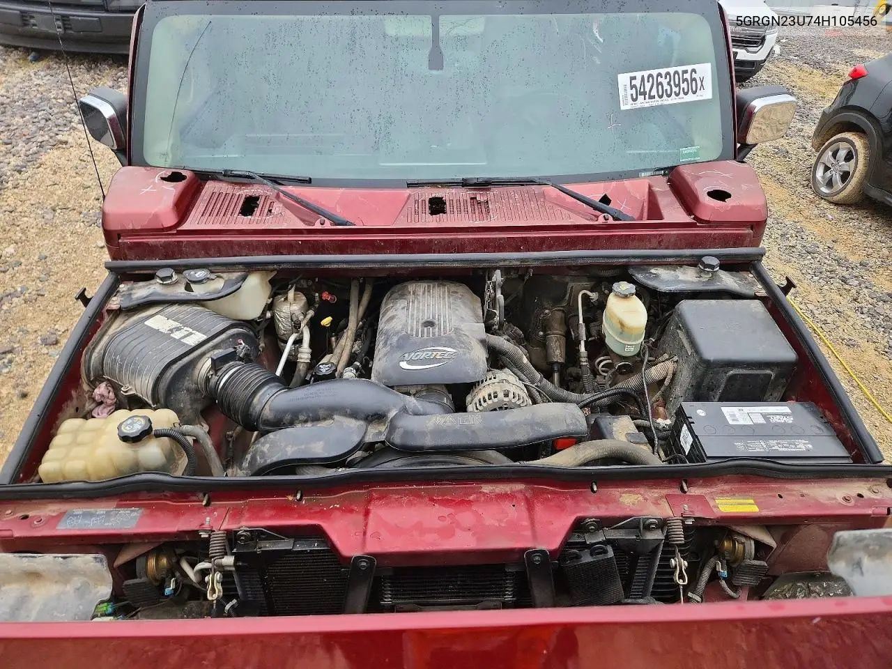 2004 Hummer H2 VIN: 5GRGN23U74H105456 Lot: 54263956