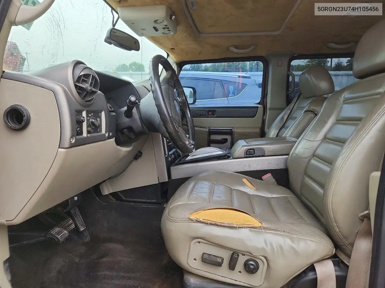 2004 Hummer H2 VIN: 5GRGN23U74H105456 Lot: 54263956