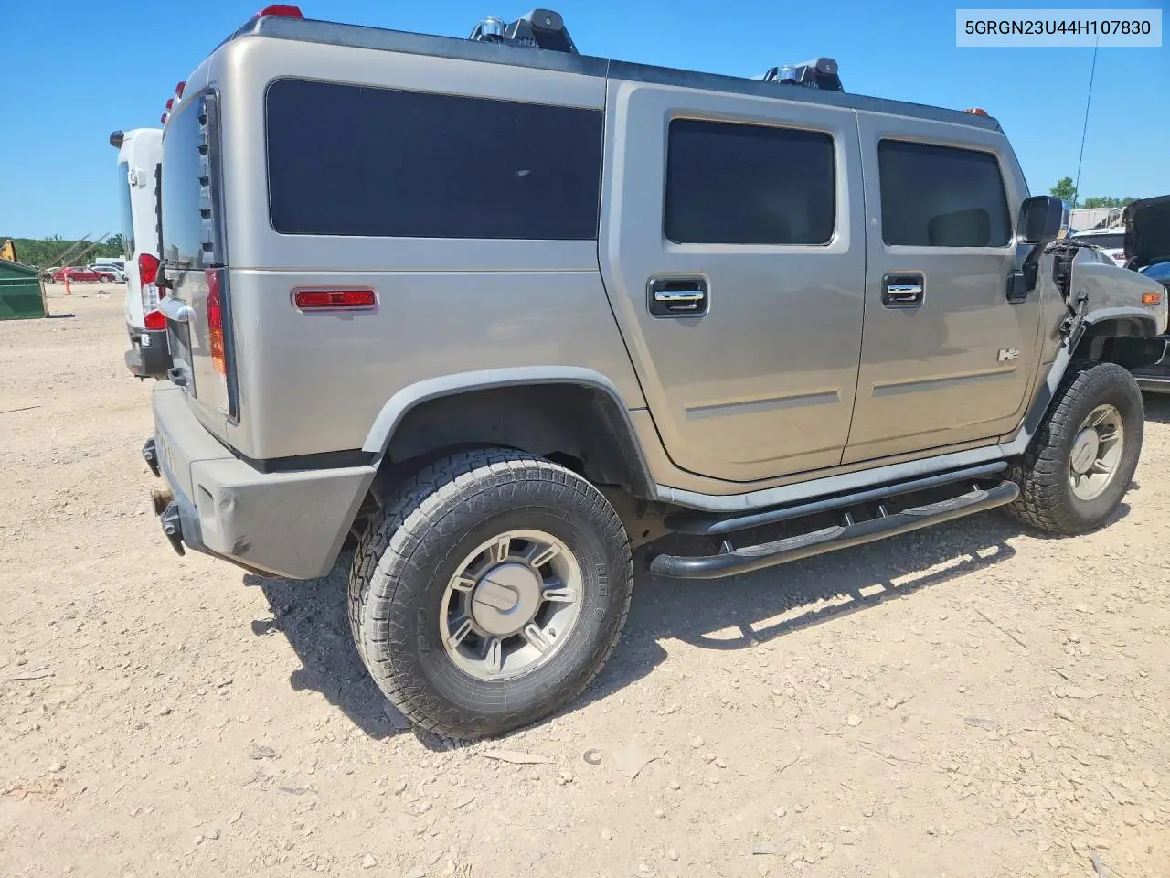 2004 Hummer H2 VIN: 5GRGN23U44H107830 Lot: 56020736