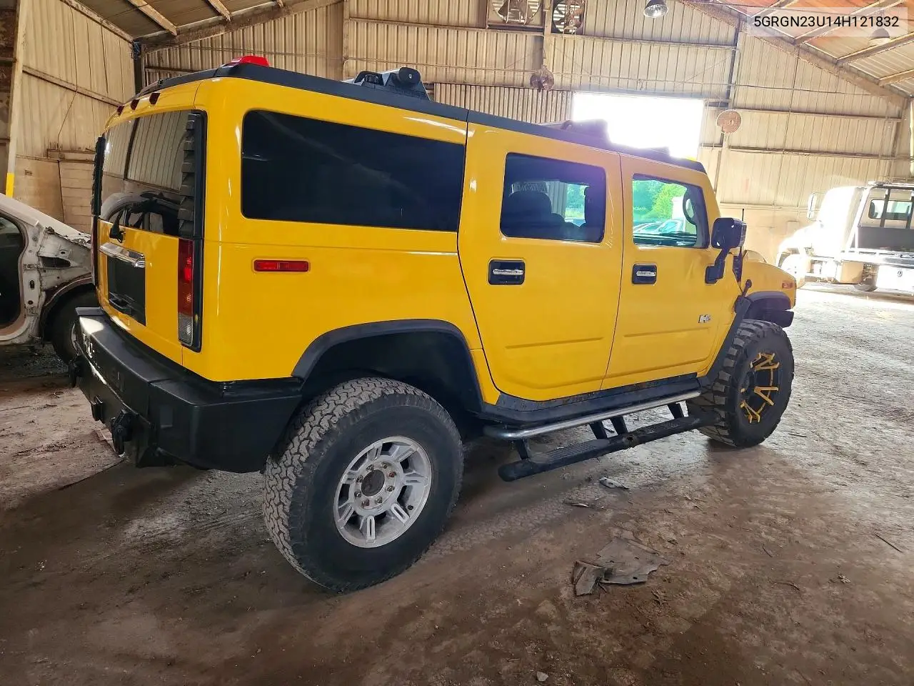 2004 Hummer H2 VIN: 5GRGN23U14H121832 Lot: 58775616