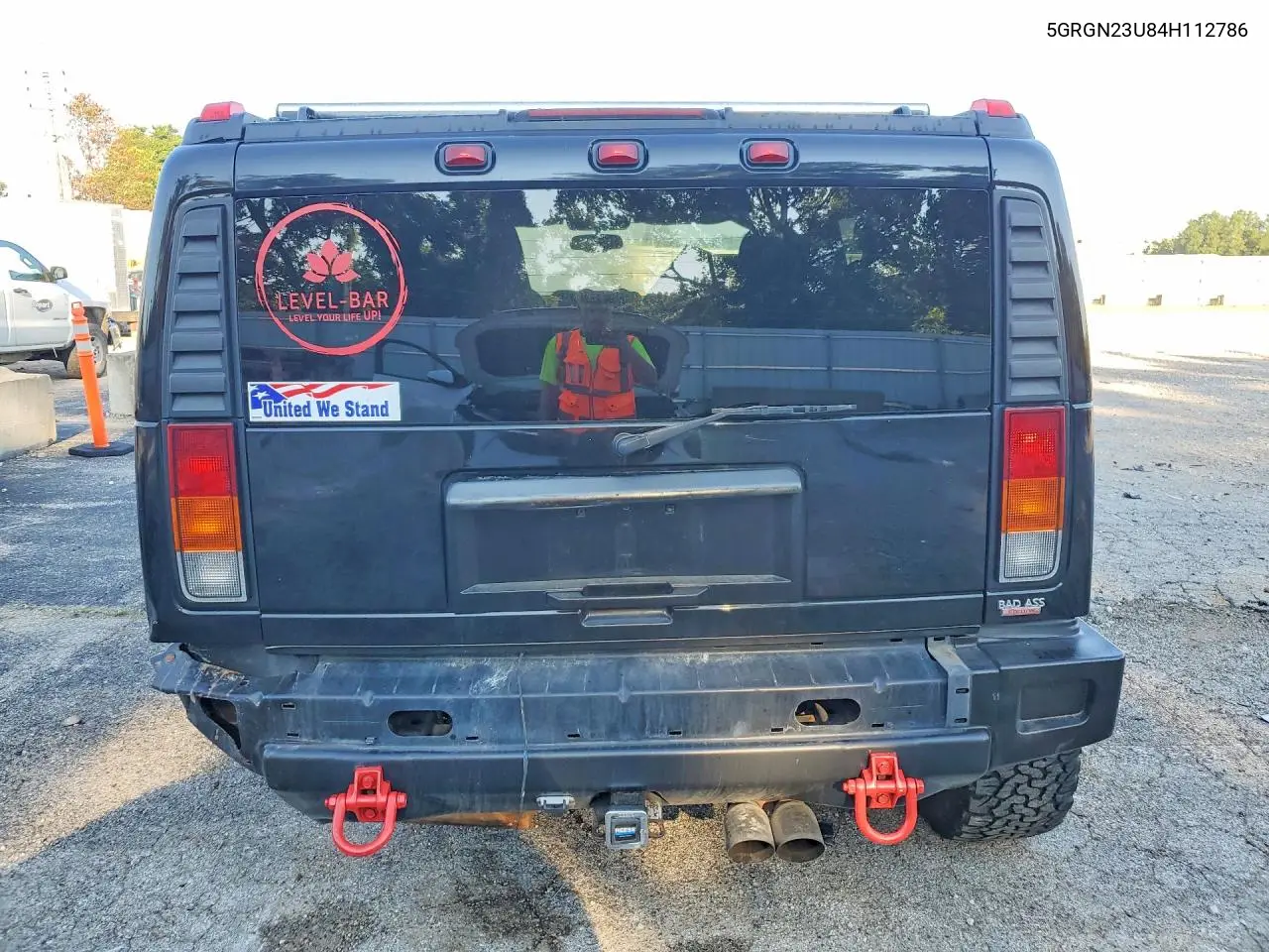 2004 Hummer H2 VIN: 5GRGN23U84H112786 Lot: 60472306