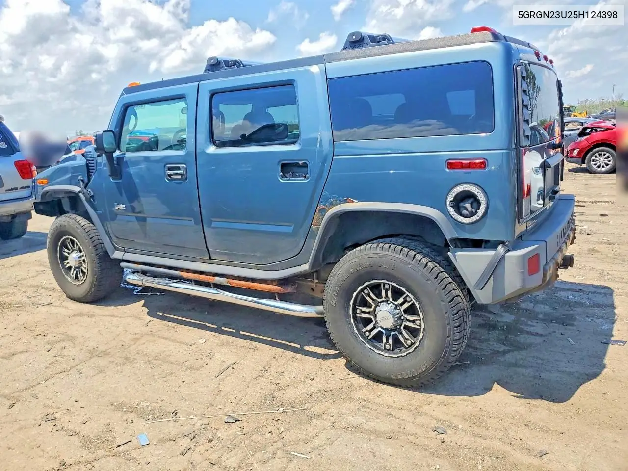 2005 Hummer H2 VIN: 5GRGN23U25H124398 Lot: 53606146