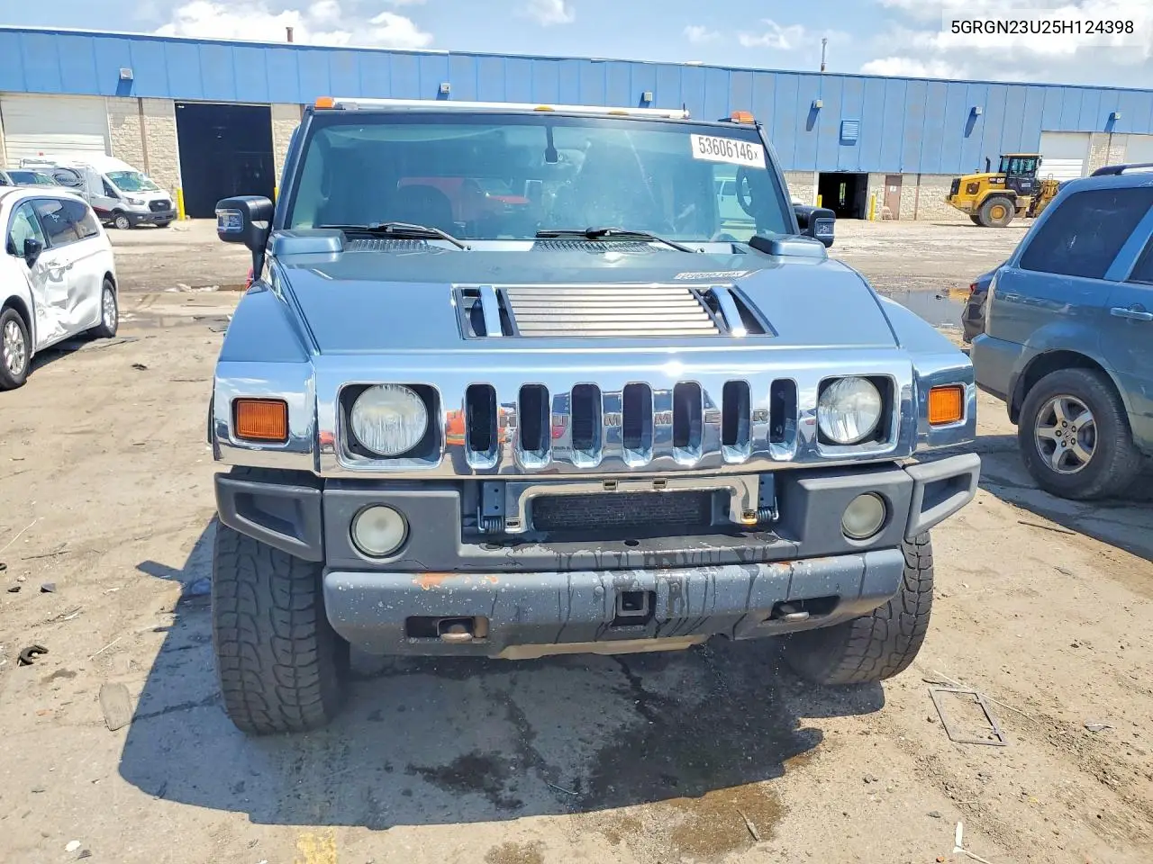 2005 Hummer H2 VIN: 5GRGN23U25H124398 Lot: 53606146