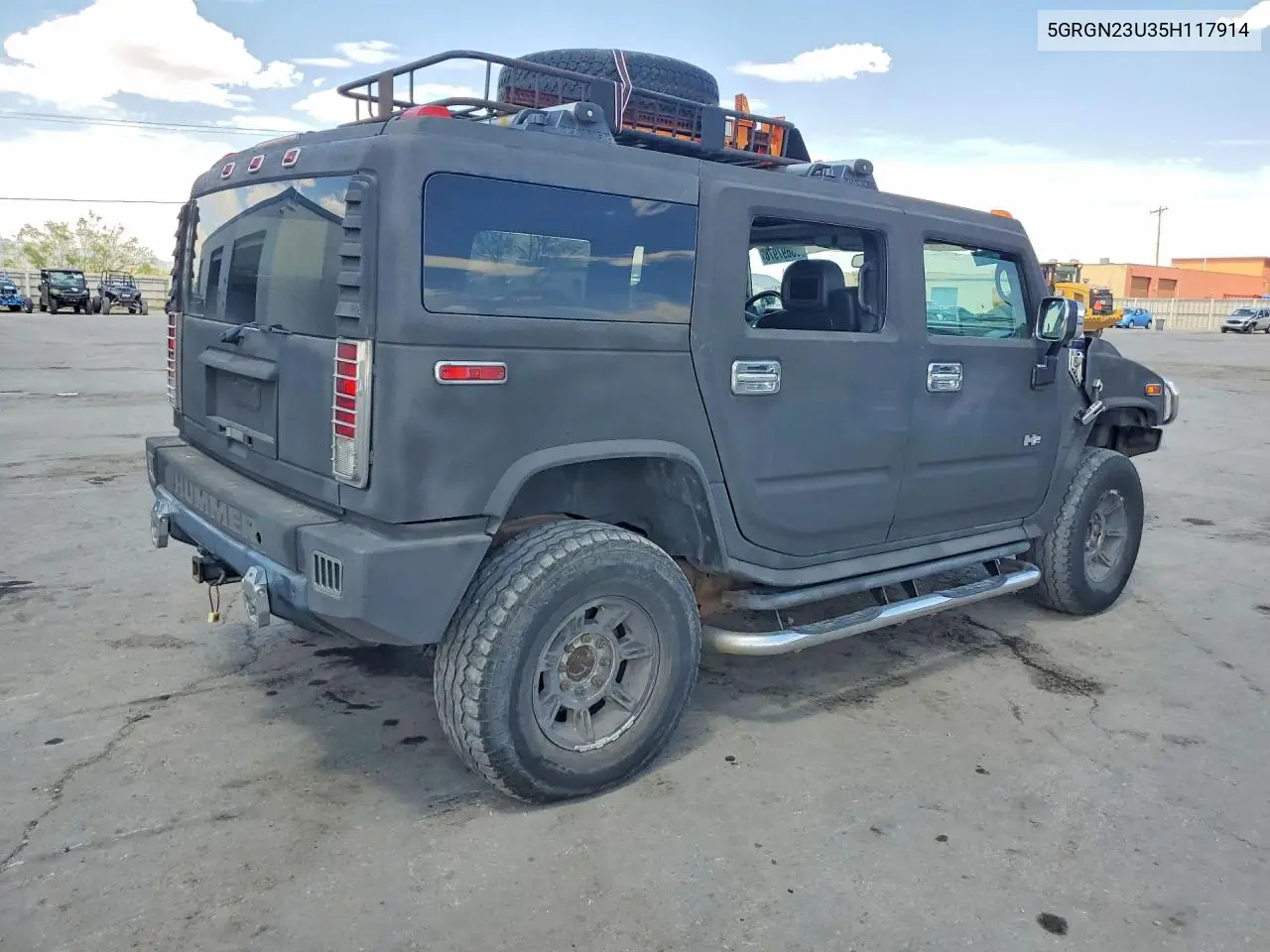 2005 Hummer H2 VIN: 5GRGN23U35H117914 Lot: 53697976