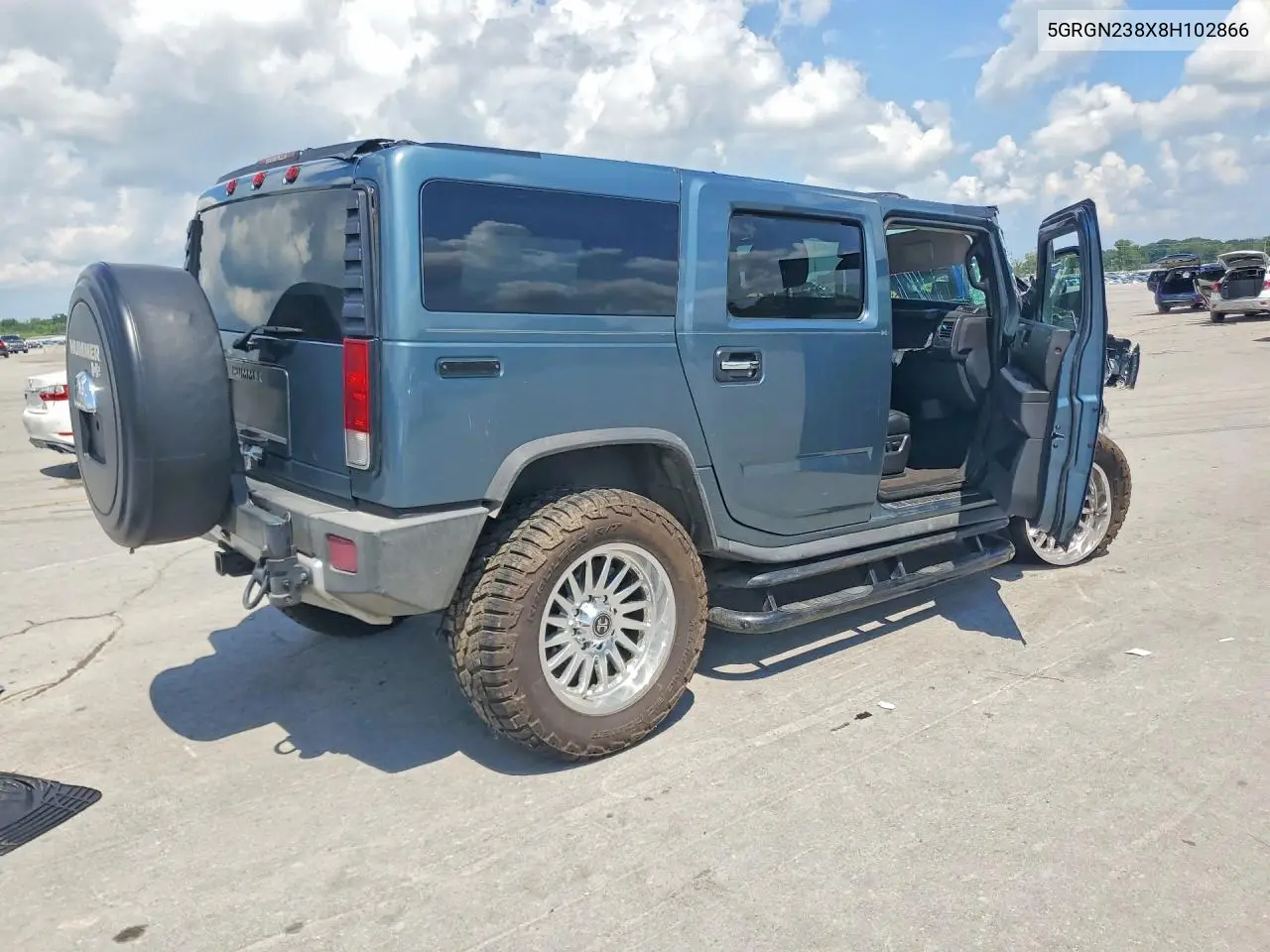 2008 Hummer H2 VIN: 5GRGN238X8H102866 Lot: 61108276
