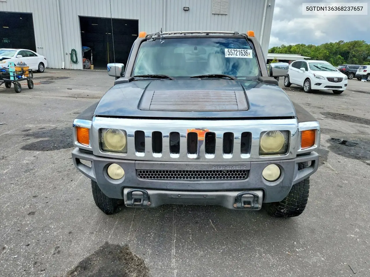 2006 Hummer H3 VIN: 5GTDN136368237657 Lot: 55721636
