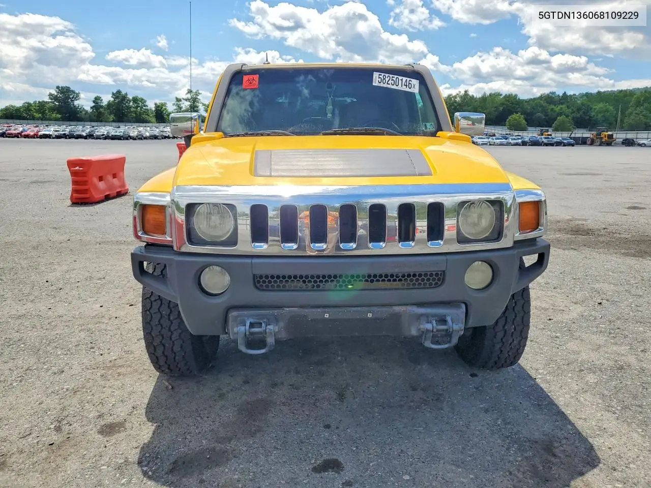 2006 Hummer H3 VIN: 5GTDN136068109229 Lot: 58250146