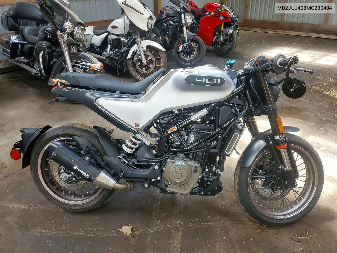 2021 Husqvarna Vitpilen 401/Svartpilen 401 VIN: MD2JUJ408MC280404 Lot: 61610826