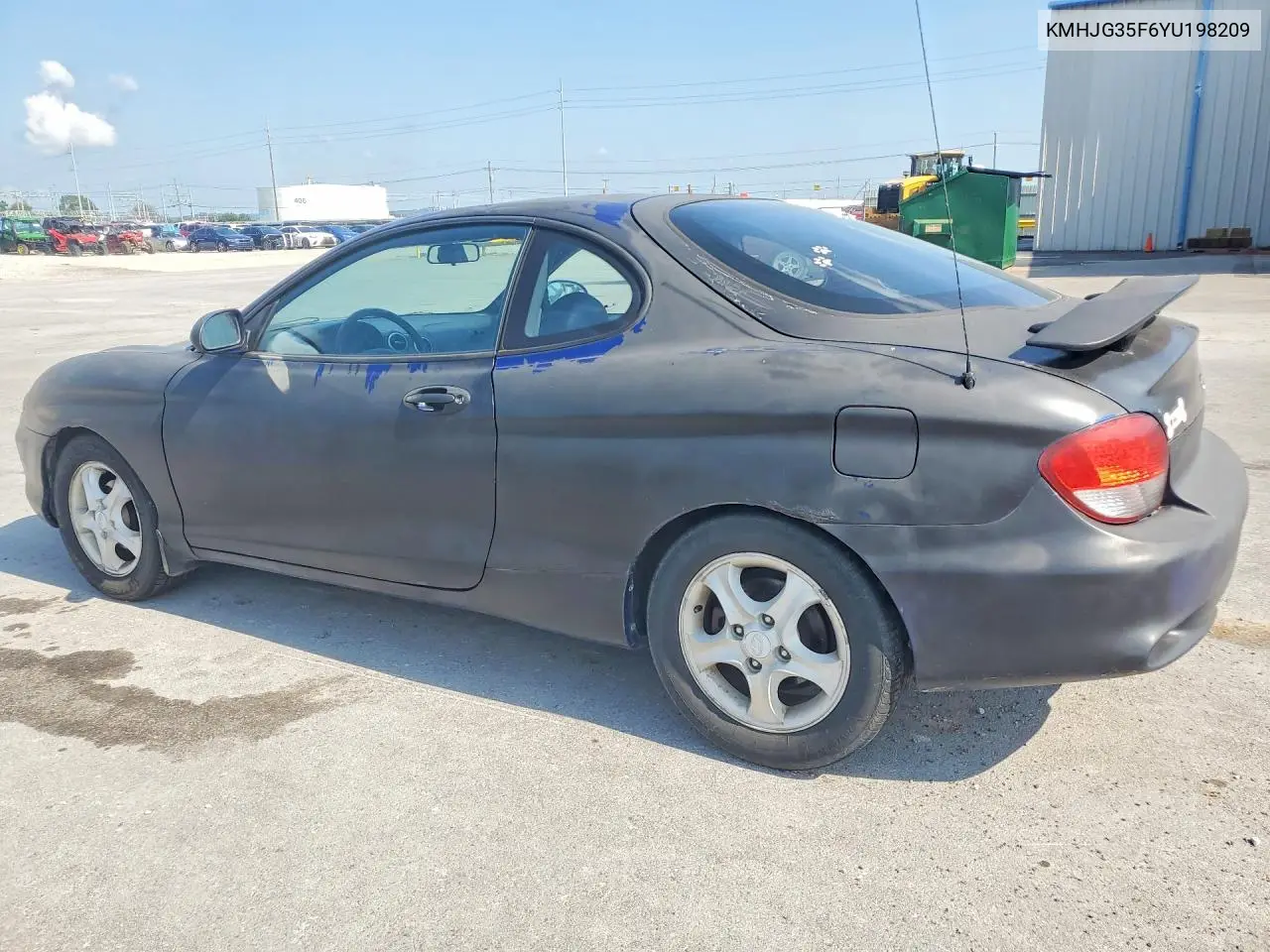 2000 Hyundai Tiburon Base VIN: KMHJG35F6YU198209 Lot: 60032326